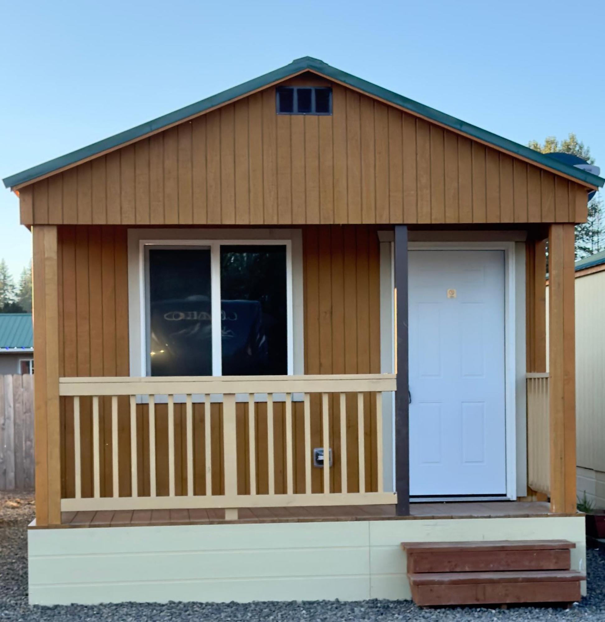 Far West Cabin-Tiny Homes Rental Forks Εξωτερικό φωτογραφία